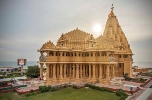 somnath temple: सोमनाथ मंदिर जिसे चंद्रमा ने स्वंम बनाया 12 ज्योतिर्लिंगों में प्रथम ज्योतिर्लिंग 3 somnath mandir somnath temple somnath jyotirlinga