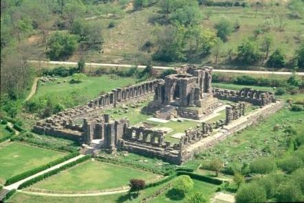मार्तण्ड सूर्य मंदिर (Martand Sun Temple Anantnag) कश्मीर का वैभव A symbol of Kashmir's splendor 13 Martand Sun Temple Anantnag