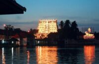 10 प्रसिद्ध माँ लक्ष्मी के मंदिर,जो दूर कर देते हैं सभी आर्थिक संकट famous temples of Goddess Lakshmi 2 पद्मनाभस्वामी मंदिर तिरुवनंतपुरम Padmanabhaswamy Temple