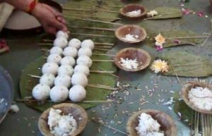 पितरों को प्रसन्न करने के मंत्र - पितृ गायत्री मंत्र-pitra paksh mantra-pitra gayatri mantra 1 पितरों को प्रसन्न करने के मंत्र - पितृ गायत्री मंत्र-pitra paksh mantra-pitra gayatri mantra