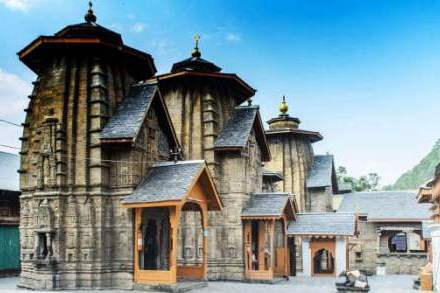 10 प्रसिद्ध माँ लक्ष्मी के मंदिर,जो दूर कर देते हैं सभी आर्थिक संकट famous temples of Goddess Lakshmi 7 10 प्रसिद्ध माँ लक्ष्मी के मंदिर,जो दूर कर देते हैं सभी आर्थिक संकट famous temples of Goddess Lakshmi