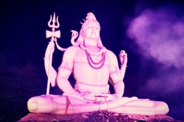 भगवान शिव जी की कृपा पाने के लिए करें इन मंत्रों के जाप Chant these 7 mantras to get the blessings of Lord Shiva2