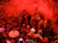 आज बृज में होली है रे रसिया-होली के रसिया लिरिक्स aaj brij me hori re rasiya-holi ke rasiya lyrics (2)